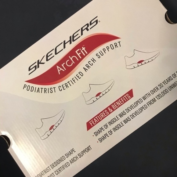 🆕 SKETCHERS Big Appeal Arch Fit Running Shoes - Picture 9 of 11